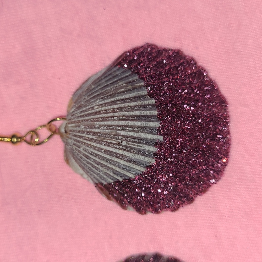 Shell earrings - Picture 4 of 4